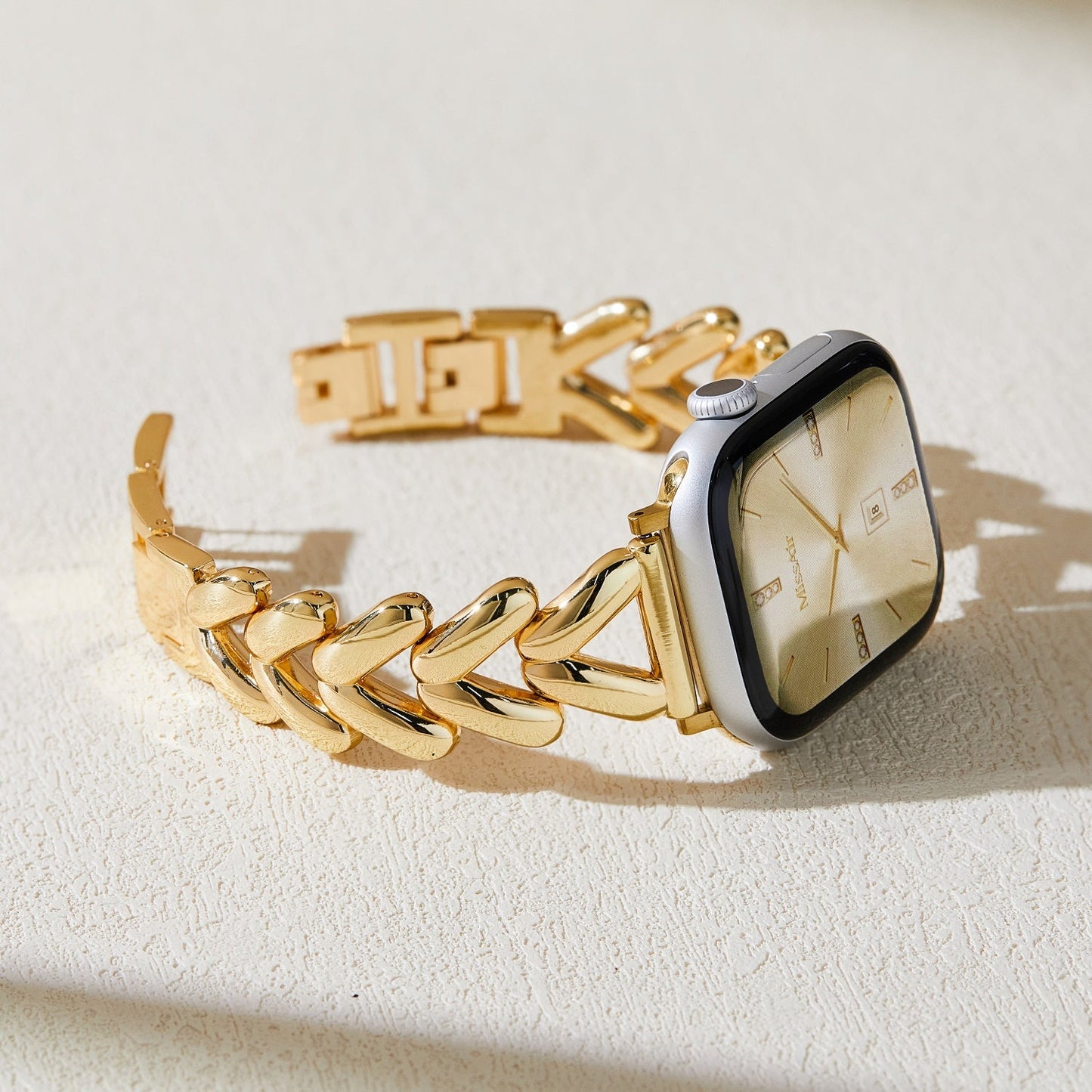 Elegant Leaf Design Apple Watch Band