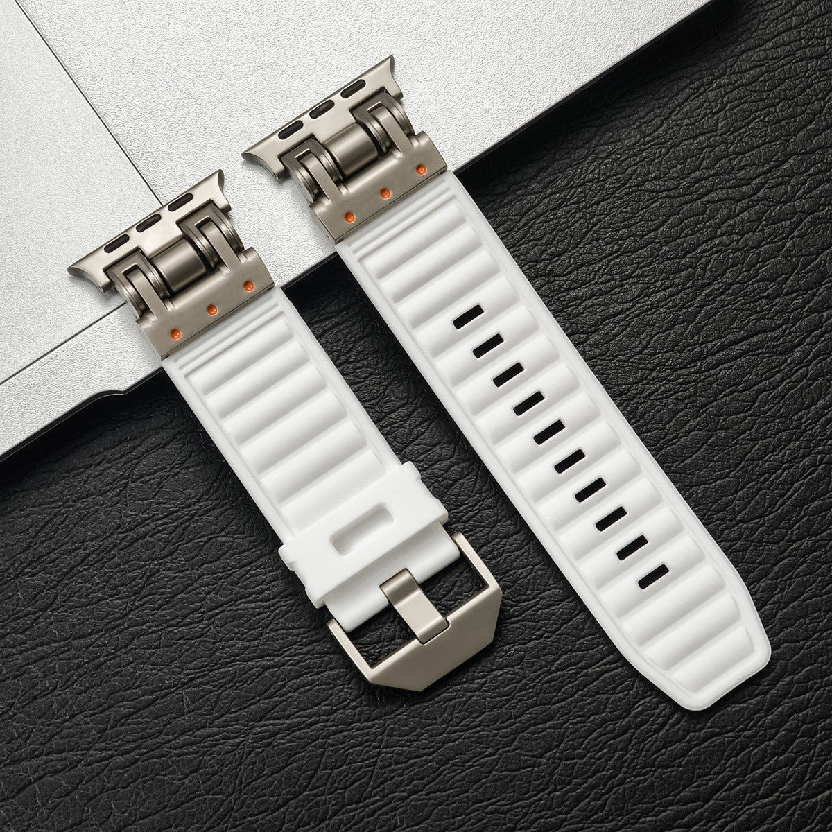iBandGear ArmorStripe Silicone Band for Apple Watch - White