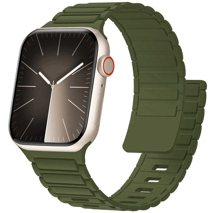 iBandGear Magnetic Lock Silicone Band for Apple Watch Secure Fit Sport Strap - Green