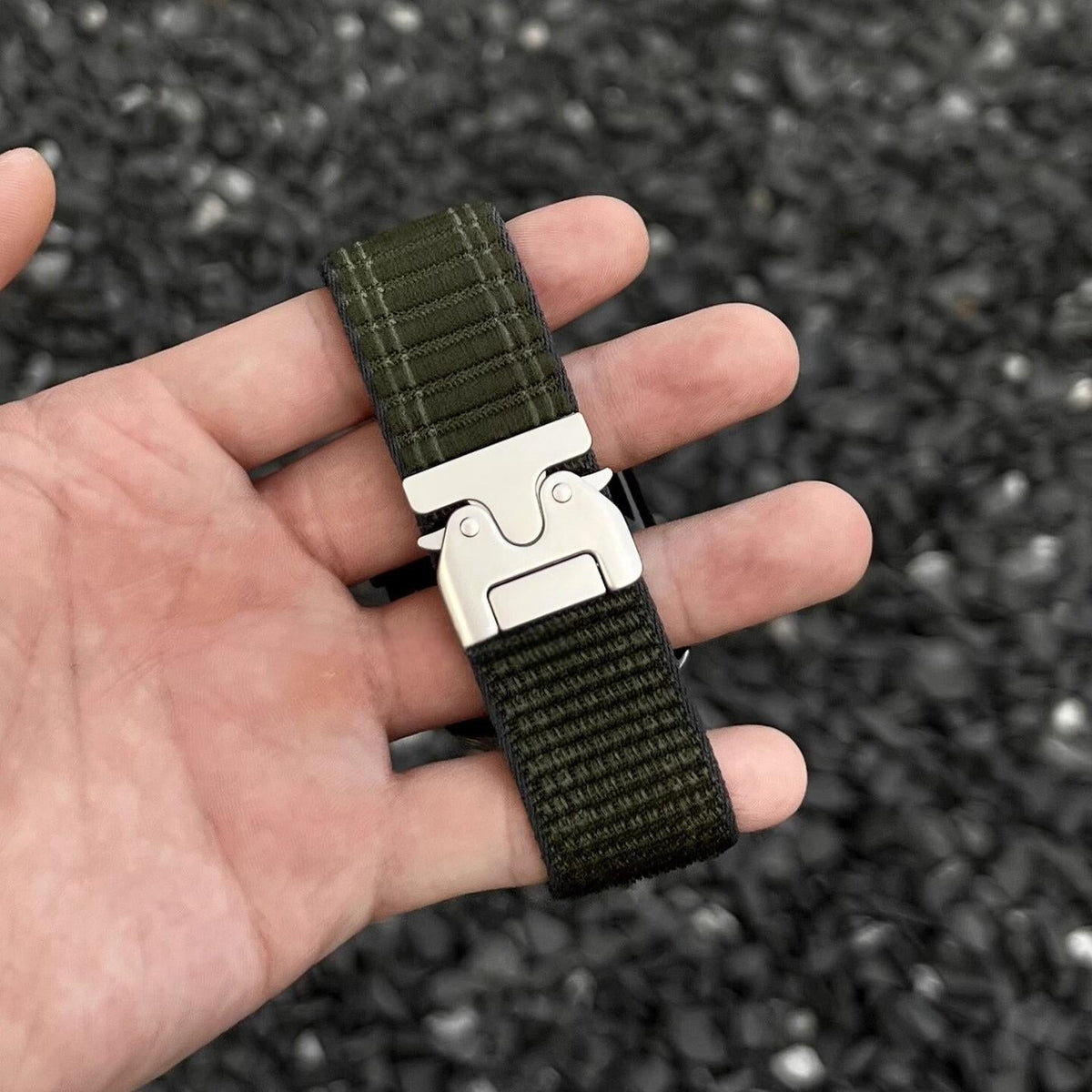 iBandGear Woven Stripe Nylon Band for Apple Watch Adjustable Comfort Strap - detail 7
